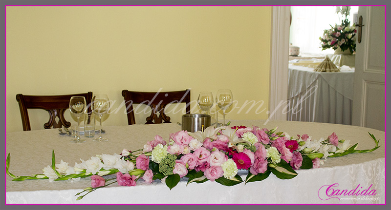 wesele w Dworze Radzin, dekoracje sali weselnej, dekoracja stołu Młodej Pary 2