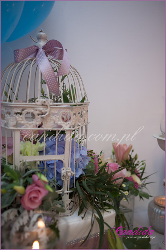 dekoracje kwiatowe Candy Bar, Candida pracownia dekoracji Grażyna Góska tel. +48504055969 candida@candida.com.pl dekoracje sali i stołów weselnych, florystyka ślubna