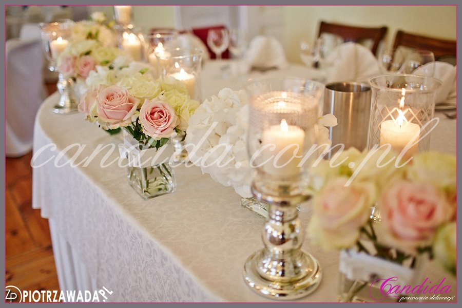 dekoracja sali weselnej stół Młodej Pary