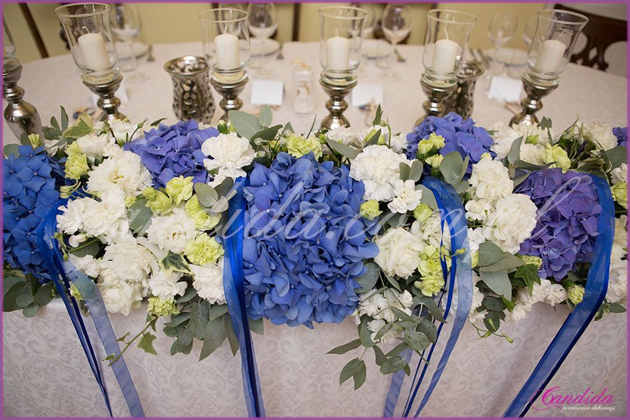 dekoracje sali i stołów weselnych, florystyka ślubna, dekoracje weselne wykonane w Dworze Radzin