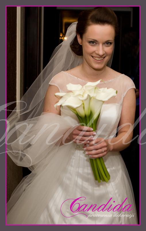Wiązanka ślubna wykonana z białej cantedeskii, bukiet ślubny, wiązanki ślubne, bukiety ślubne